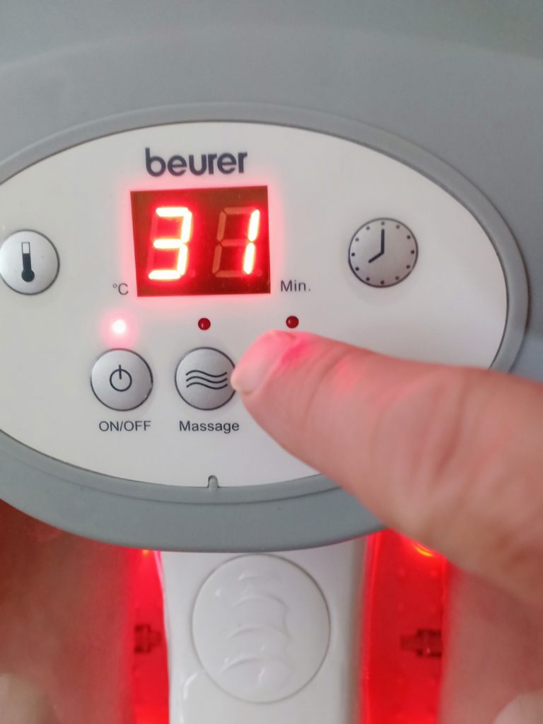 Starting the Beurer FB50 massage option