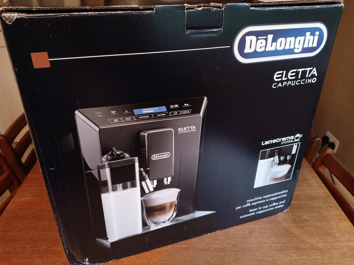De'Longhi Eletta Plus Cappuccino Machine Review - ecam 44.660.b