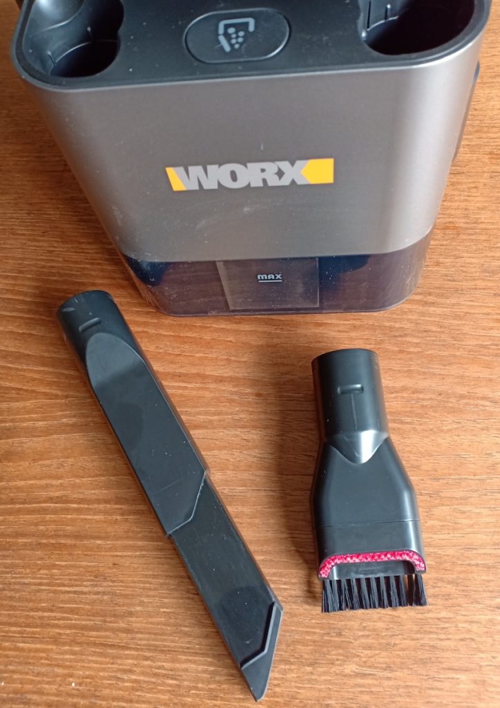 Worx WX030 brush and flexible crevice nozzle
