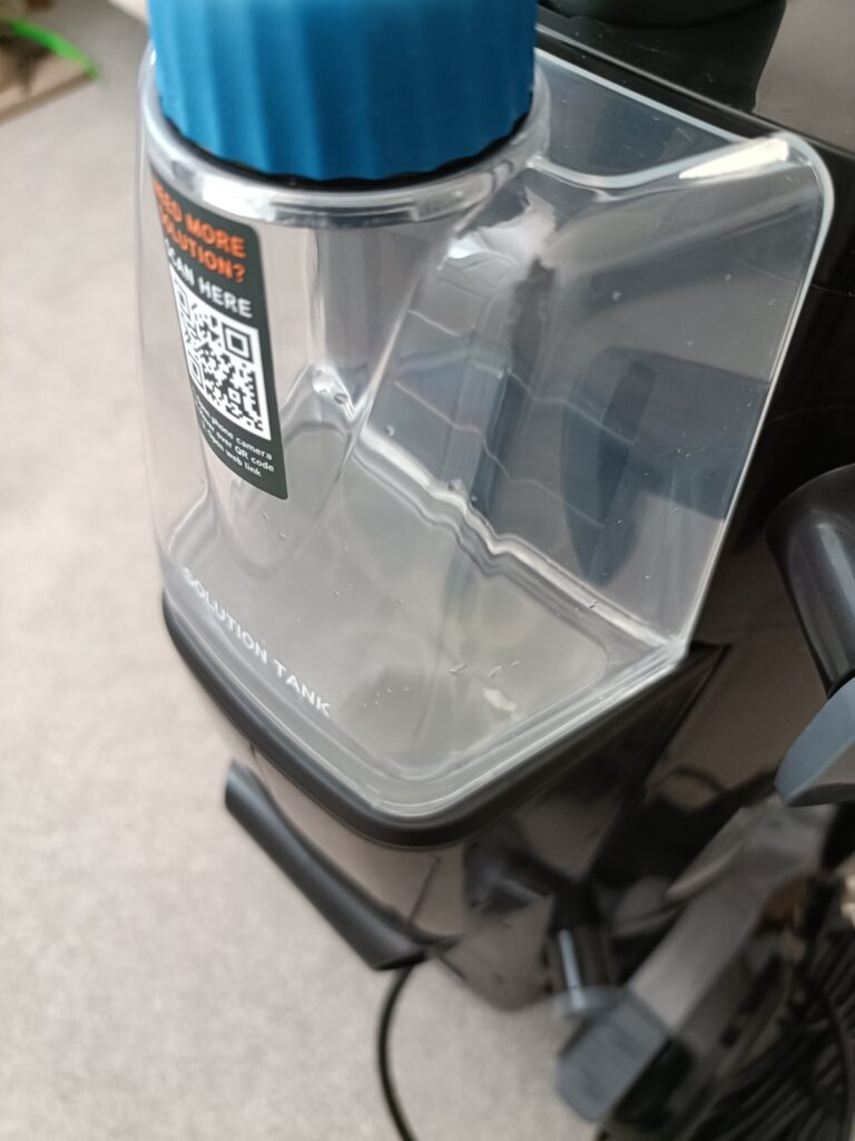 Platinum Cleaning Solution within the tank