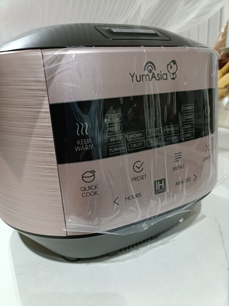 Front control panel of the Bamboo rice cooker