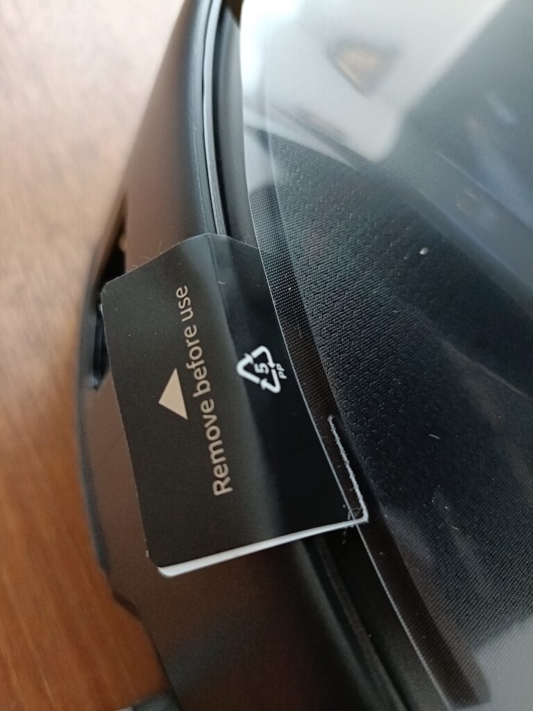 Removable protective packaging